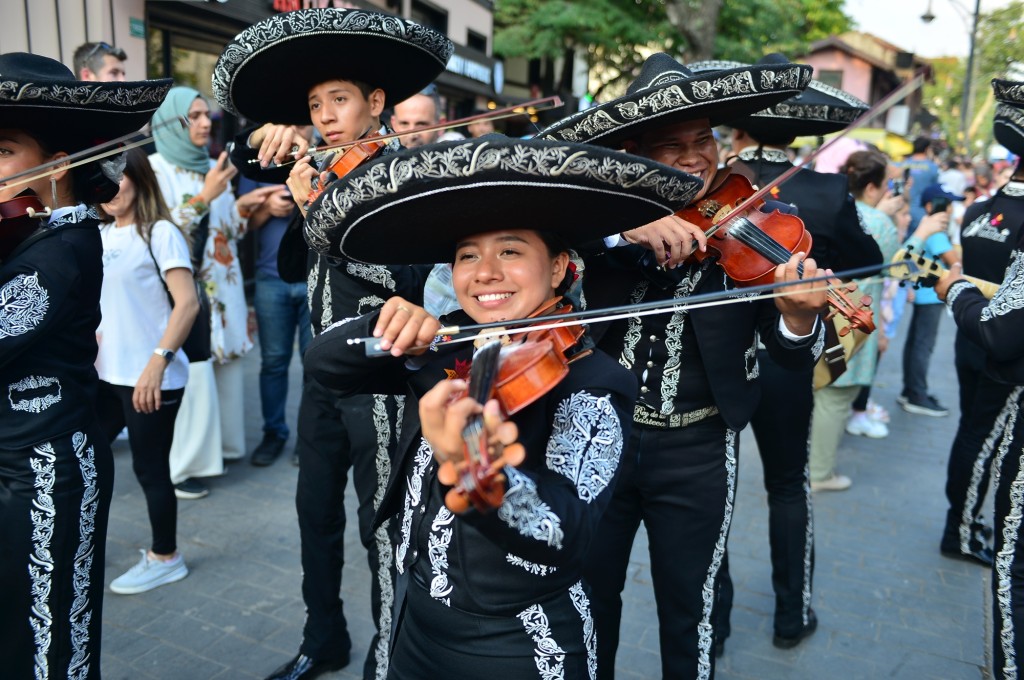 Bursa'dan dünyaya barış ve kardeşlik mesajı