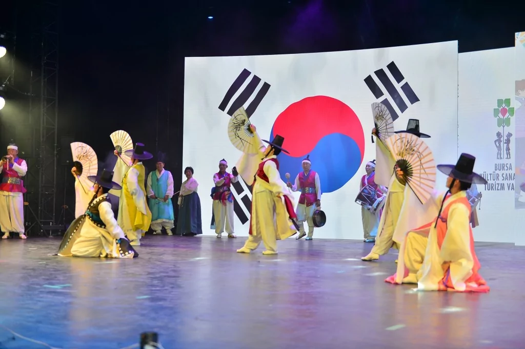 Bursa'dan dünyaya barış ve kardeşlik mesajı