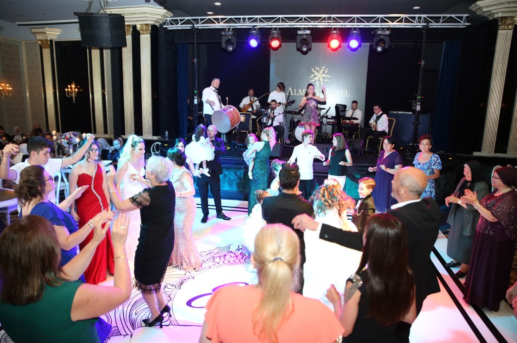 Emir, Erkekliğe İlk Adımı Attı