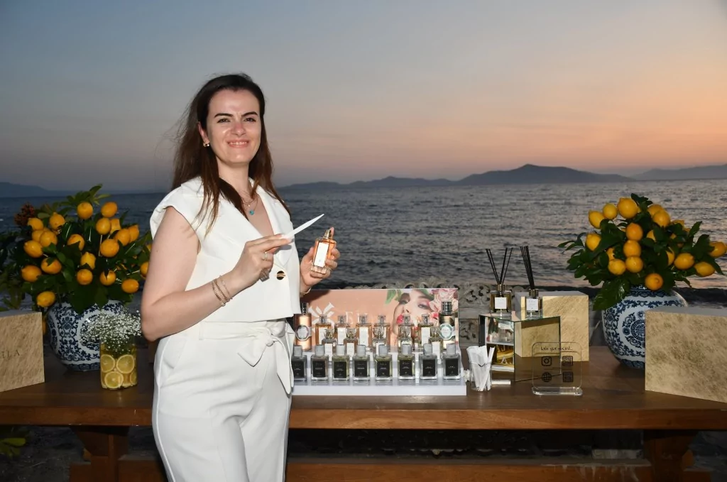 Eila'nın imza kokularının Bodrum buluşması