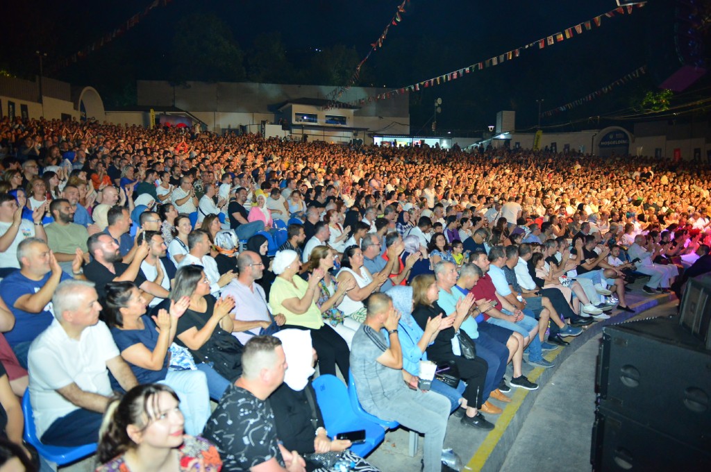 Efsaneler Bursa'da mest etti