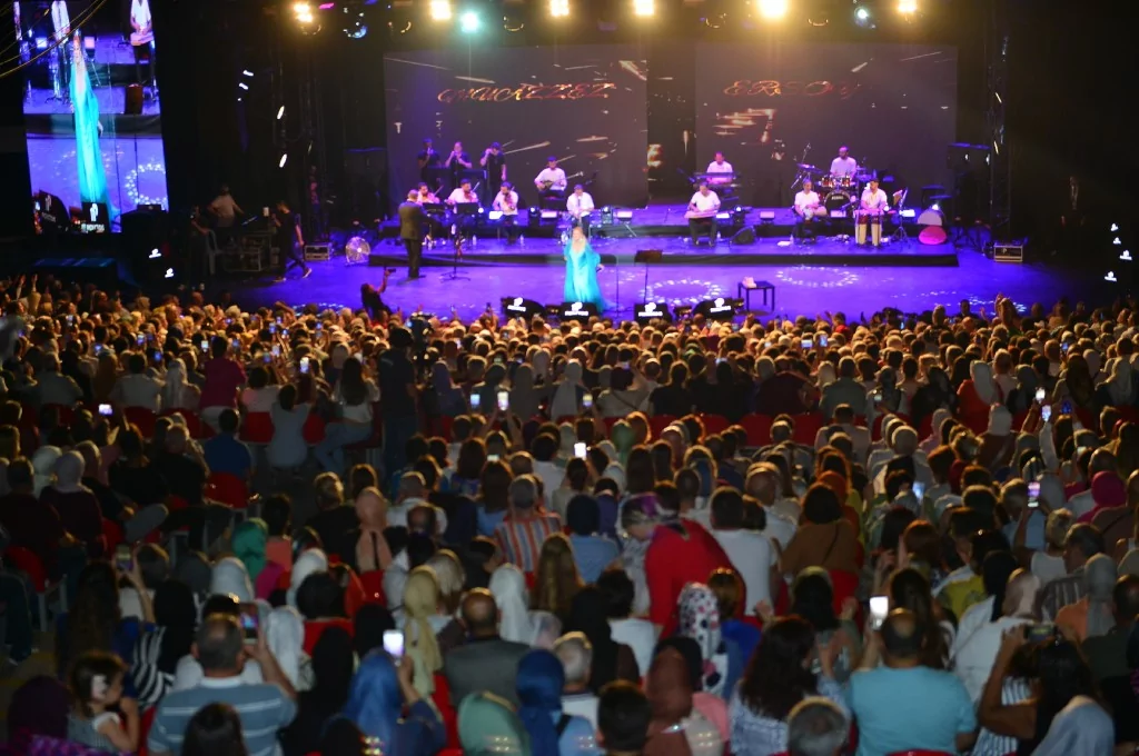 Bursa'da Muazzez Ersoy ile nostalji rüzgarı