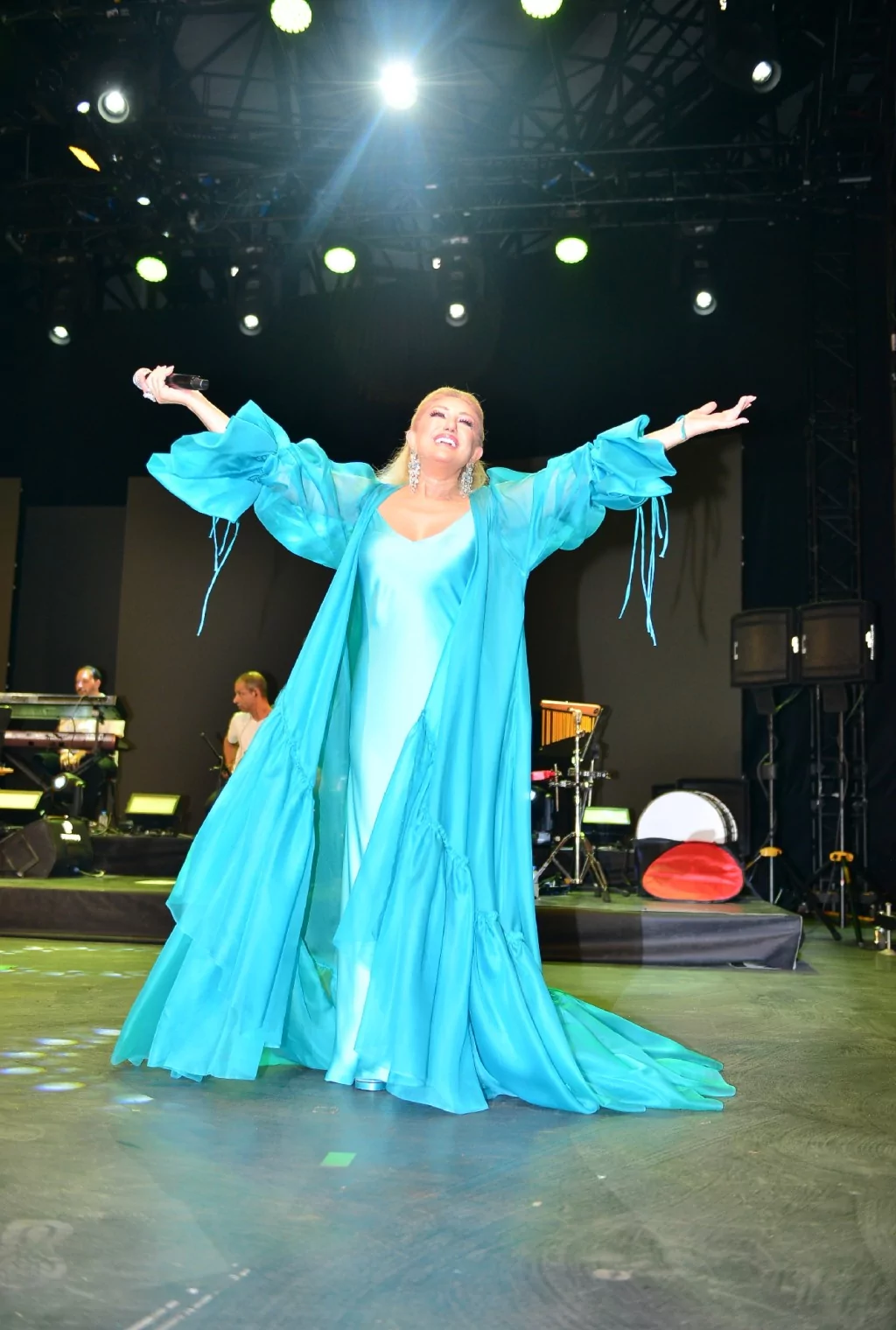 Bursa'da Muazzez Ersoy ile nostalji rüzgarı