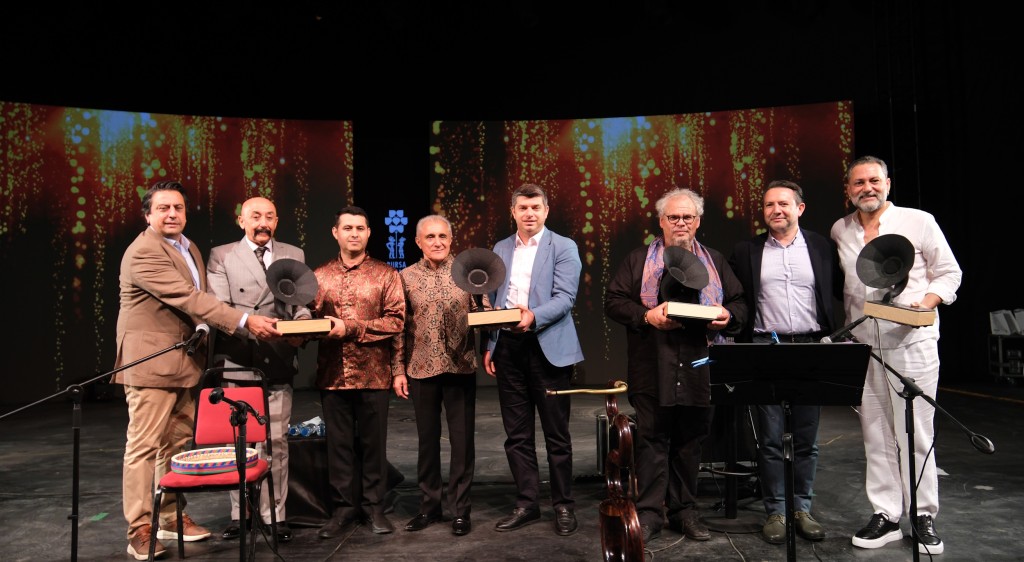 Dünya ezgileri, klarnetin büyüsü ile Bursa'da buluştu