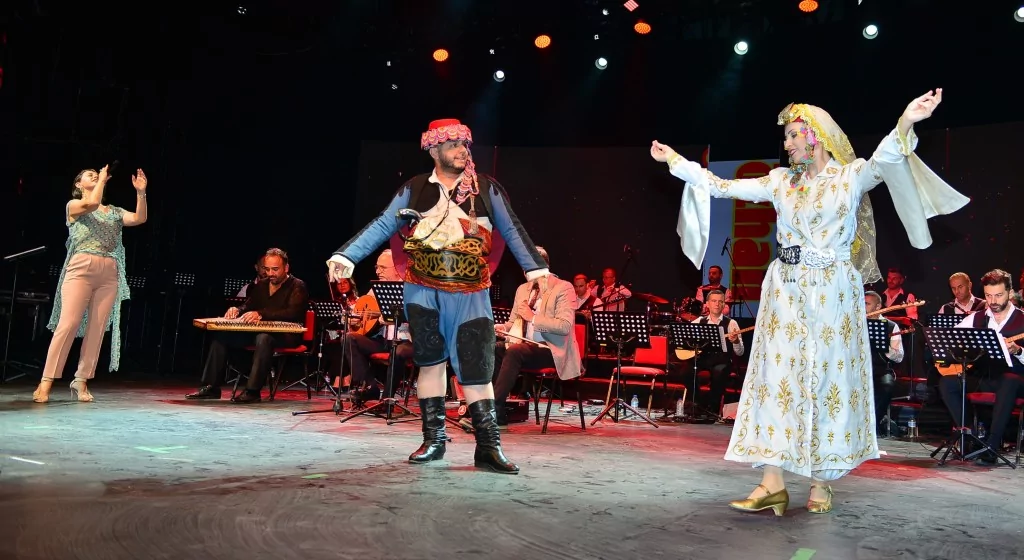 Festivalde 100. yıl coşkusu