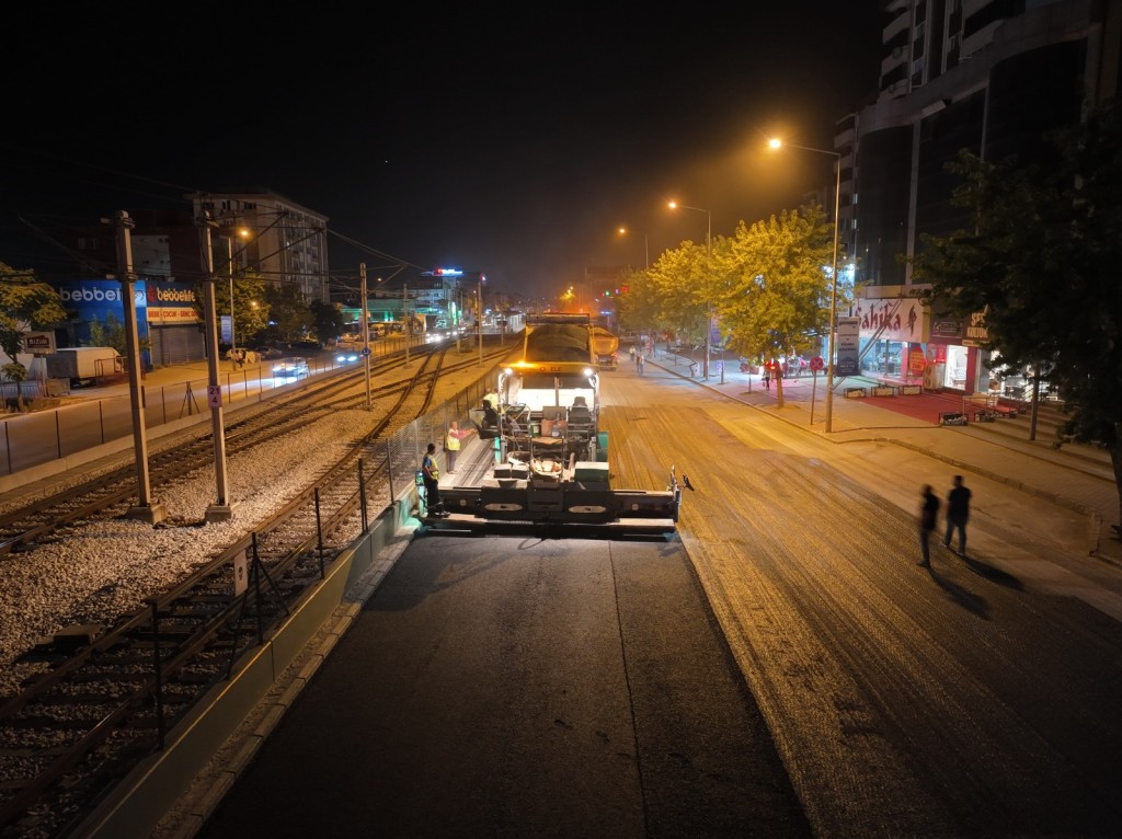 Ankara yolunda gece mesaisi