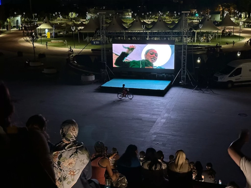 Hem yarıştılar, hem öğrendiler