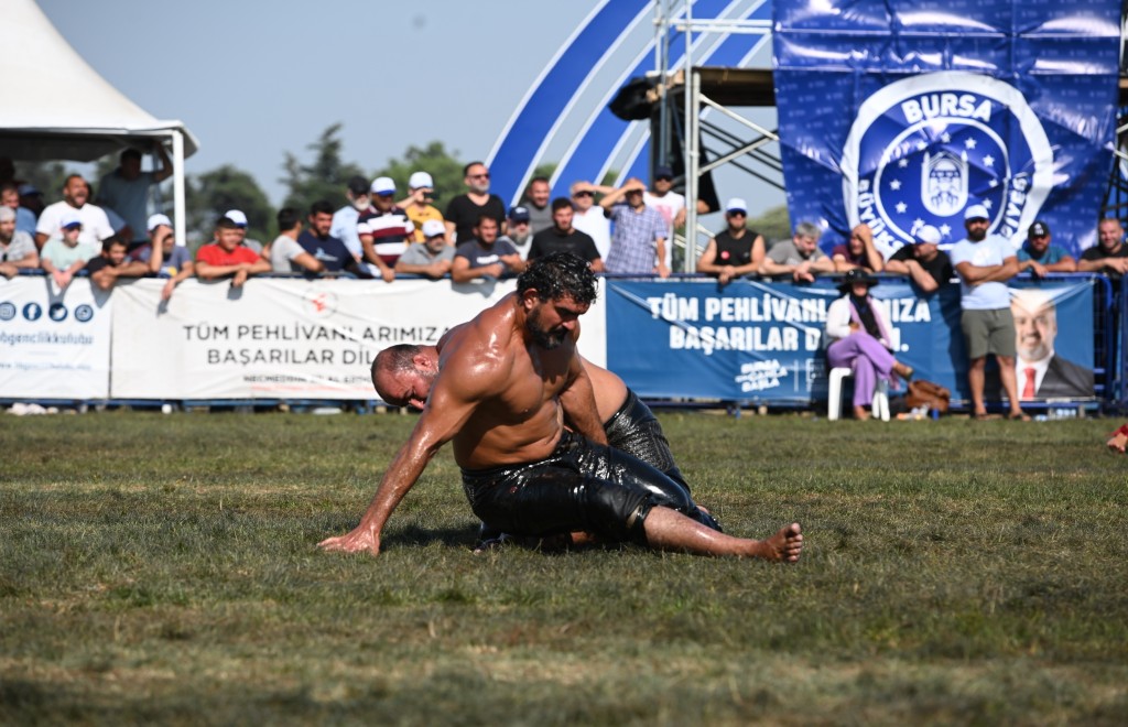 Başpehlivan Serhat Gökmen oldu