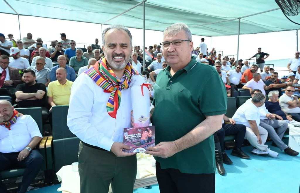 Başpehlivan Serhat Gökmen oldu