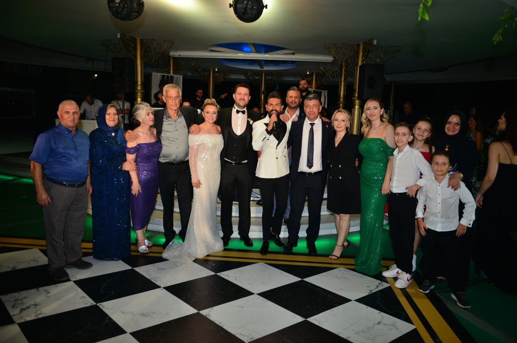 Osman ile Özcan onuruna görkemli gece