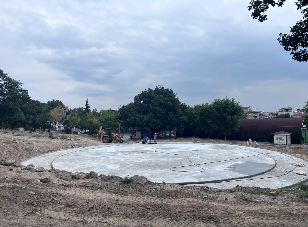 Teoman Özalp Parkı yenileniyor