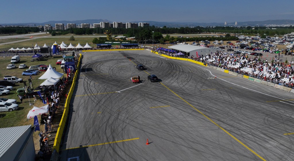 Driftin en iyileri Bursa'da sahne aldı