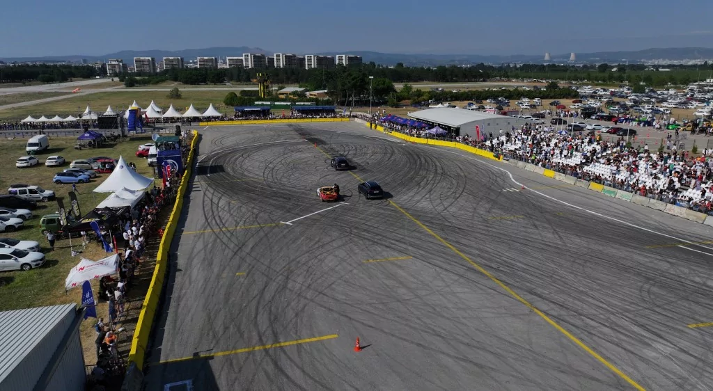 Driftin en iyileri Bursa'da sahne aldı