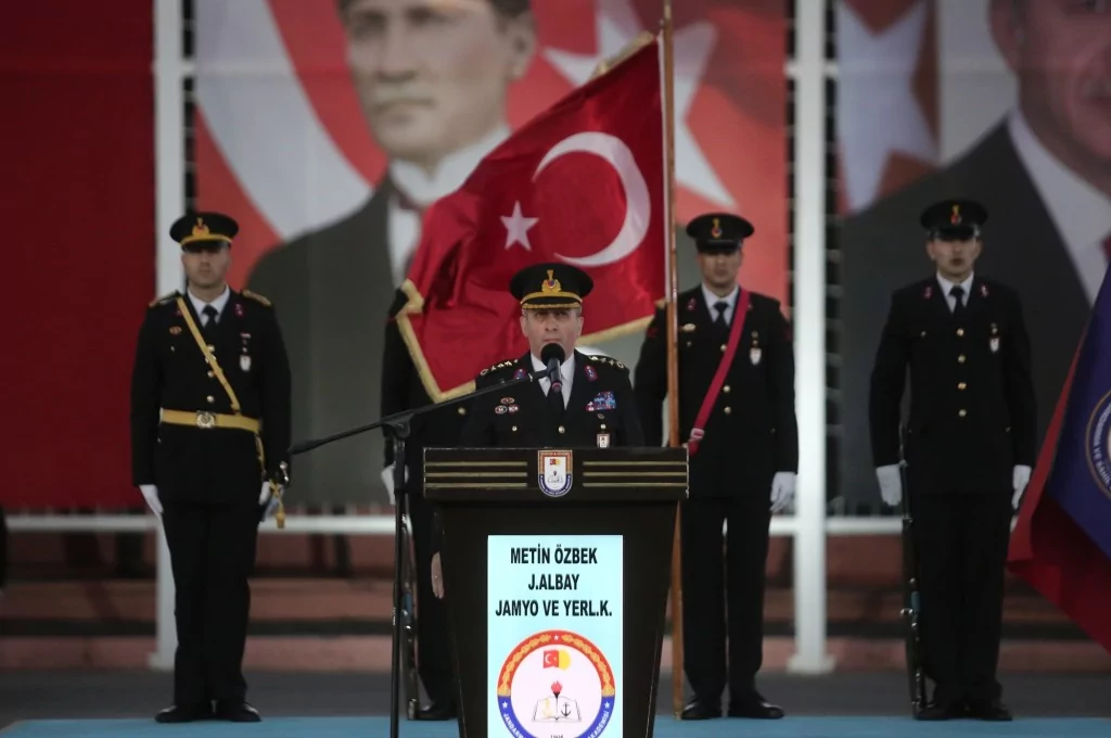 Işıklar Jandarma Meslek Yüksekokulu 402 öğrencisini törenle mezun etti