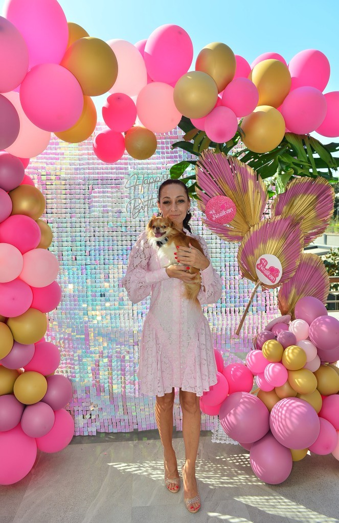 Ünlü modacının yeni yaşına eğlenceli kutlama