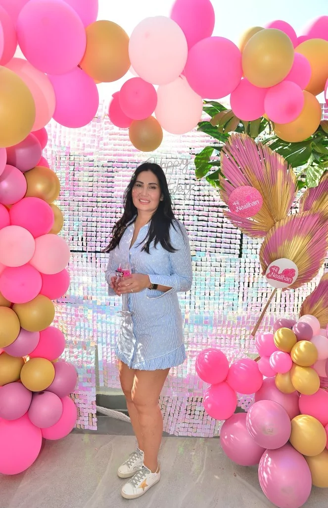 Ünlü modacının yeni yaşına eğlenceli kutlama