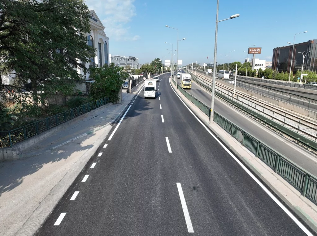 Ankara yolunda gece mesaisi sürüyor