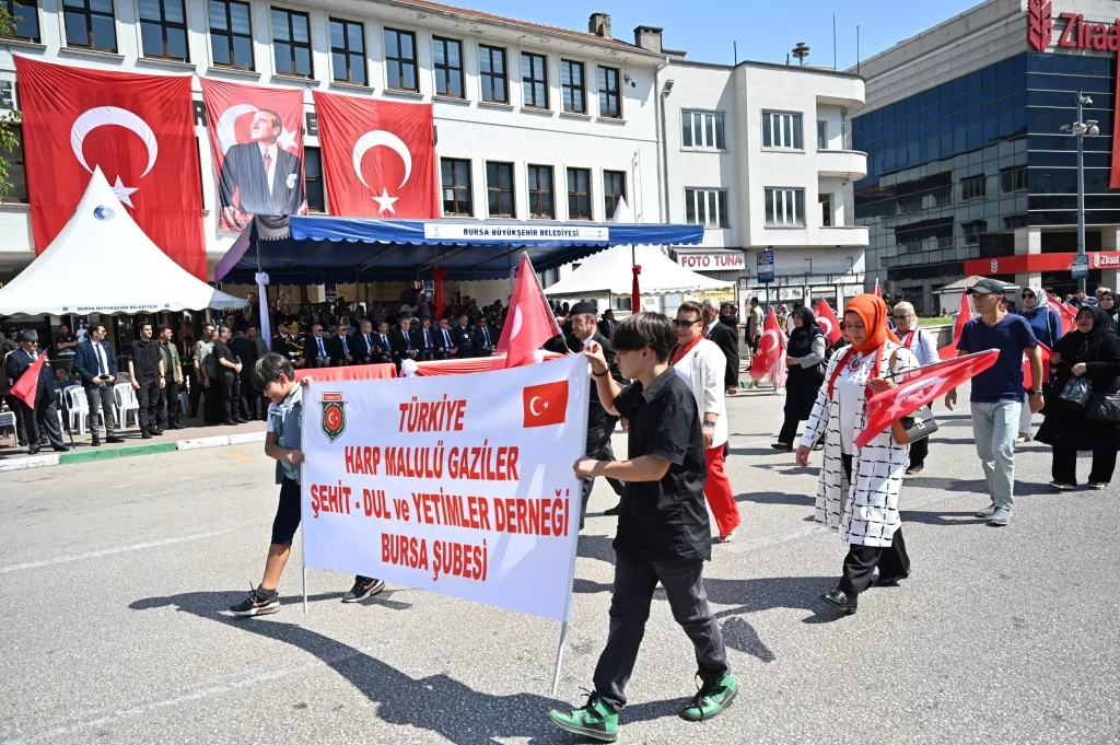 Bursa'da 'Zafer' coşkusu