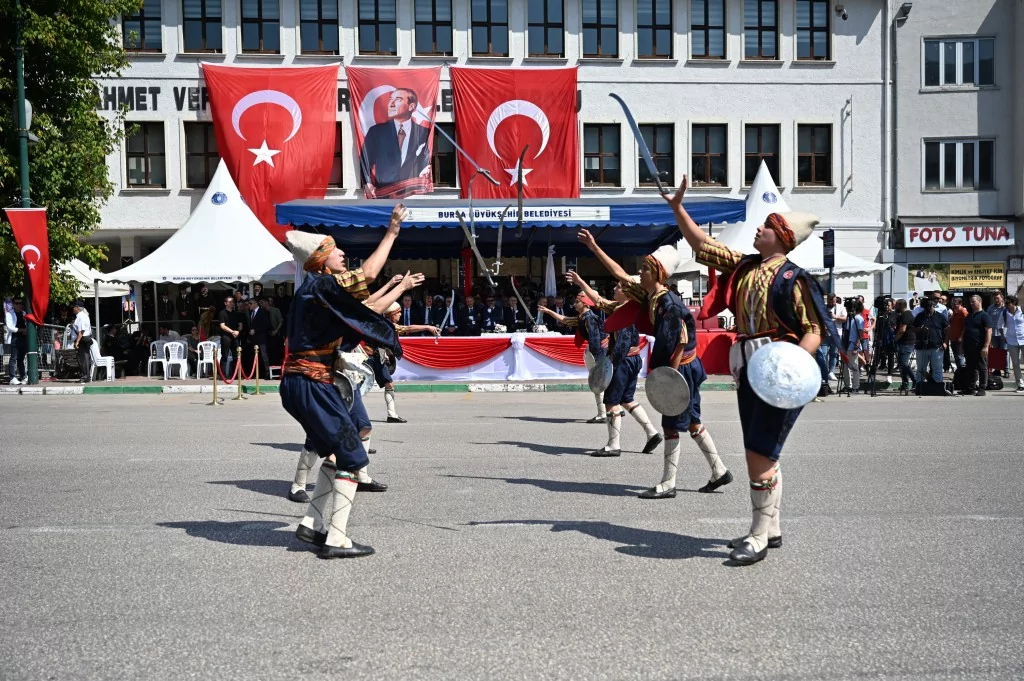 Bursa'da 'Zafer' coşkusu