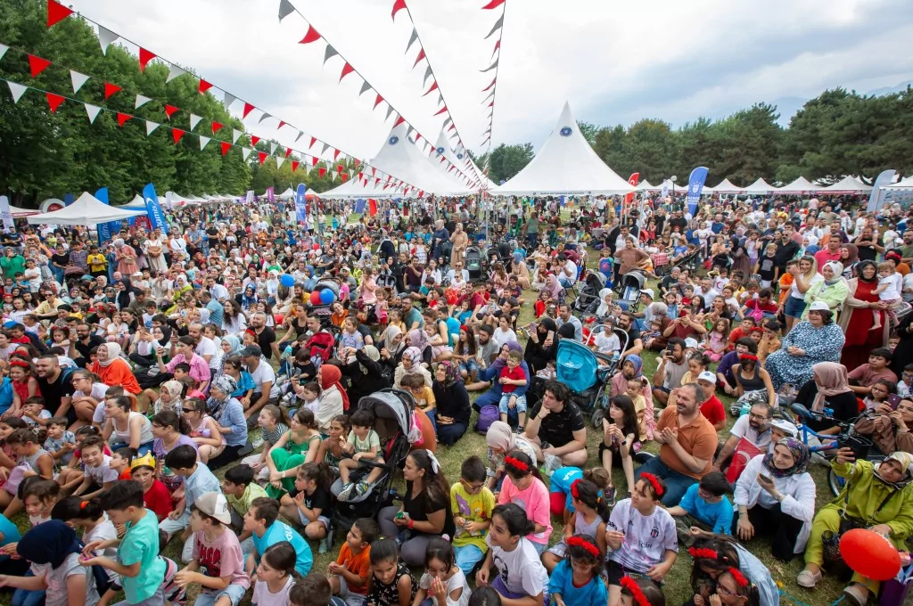 Yaz tatiline coşkulu veda