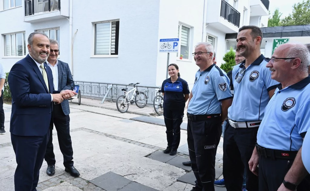 Başkan Aktaş'tan zabıtaya moral ziyareti