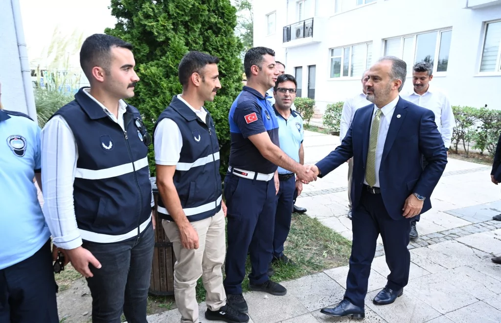 Başkan Aktaş'tan zabıtaya moral ziyareti