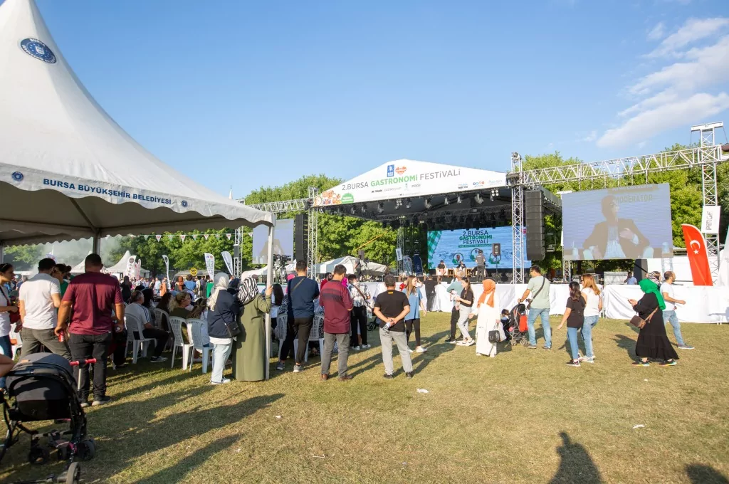 Gastronomi festivaline 3 günde 500 bin ziyaretçi