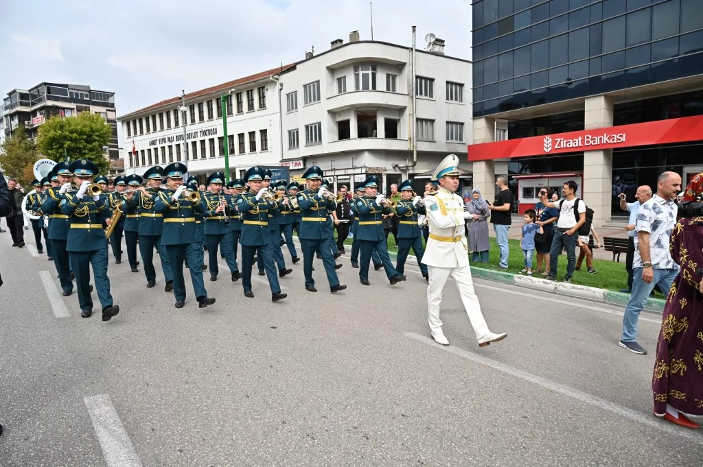 Bu festival hem çok sesli hem çok renkli