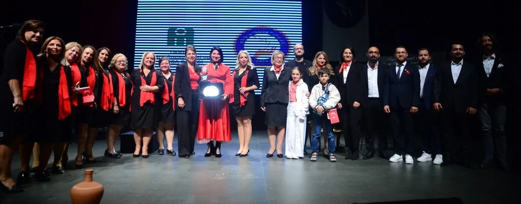 Annelerden 100 yıl öncesine ışık tutan buluşma