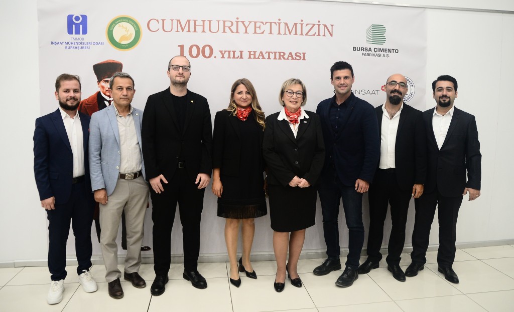 Annelerden 100 yıl öncesine ışık tutan buluşma