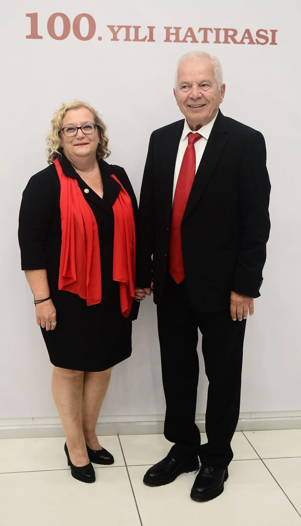 Annelerden 100 yıl öncesine ışık tutan buluşma