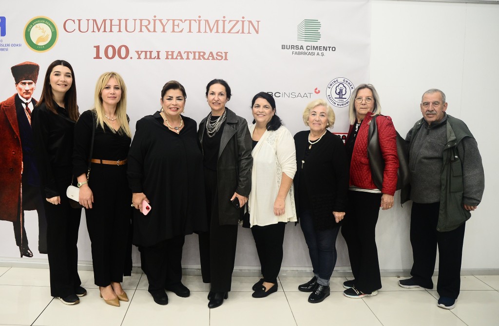 Annelerden 100 yıl öncesine ışık tutan buluşma