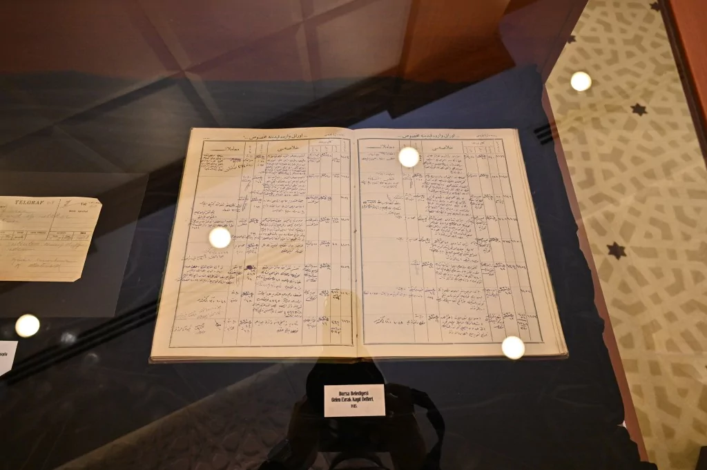 Büyükşehir meclisi, imzalarıyla tarihe not düştü