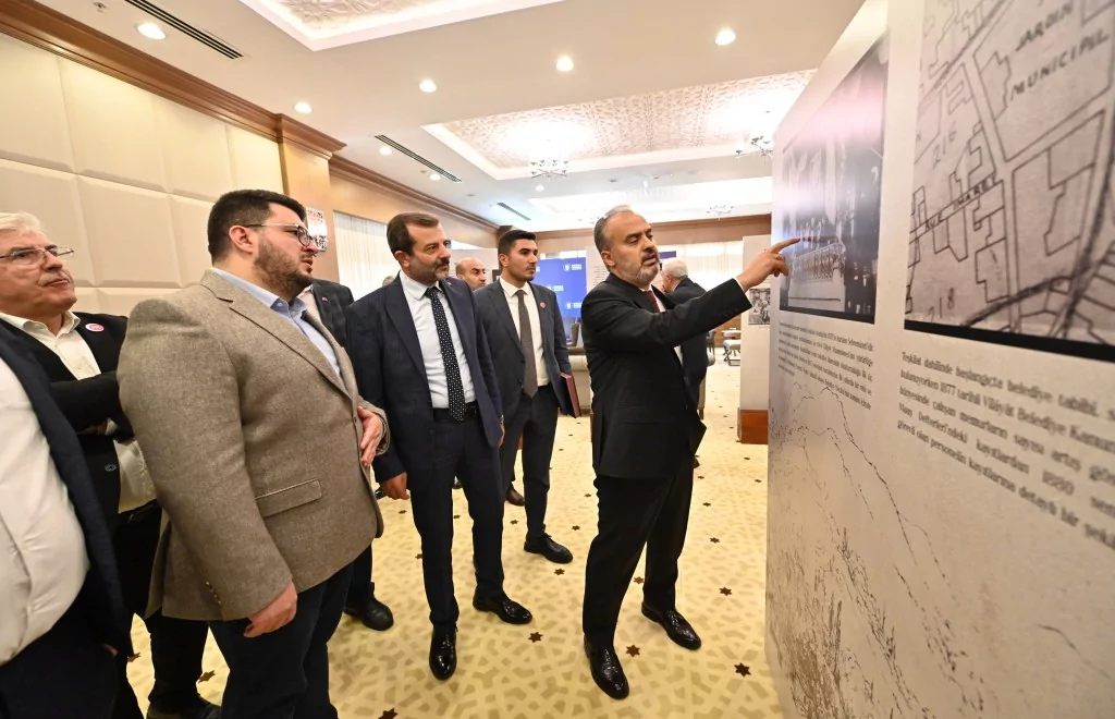 Büyükşehir meclisi, imzalarıyla tarihe not düştü