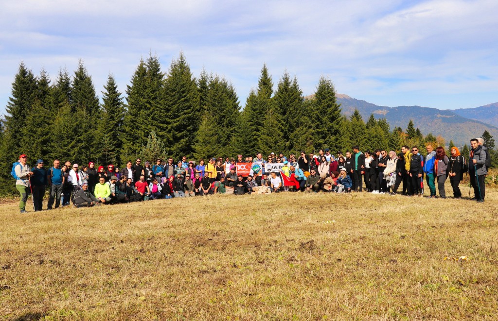 Gümüşhane'nin Örümcek Ormanları sonbaharın büyüsüne kapıldı