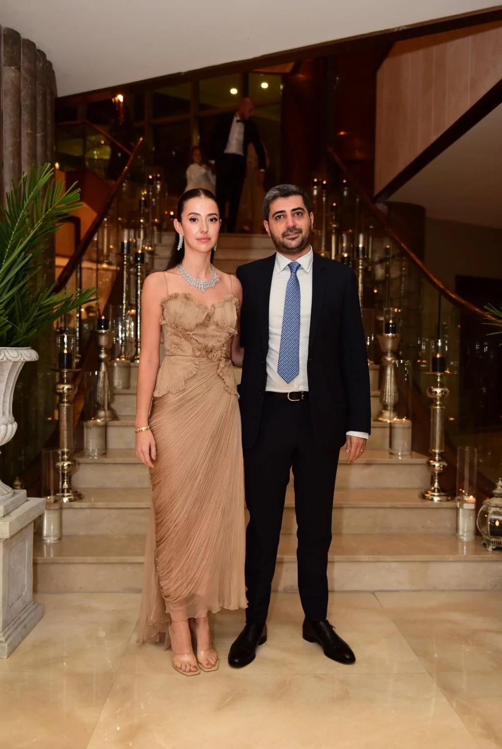 Ömürlük imzaları attılar