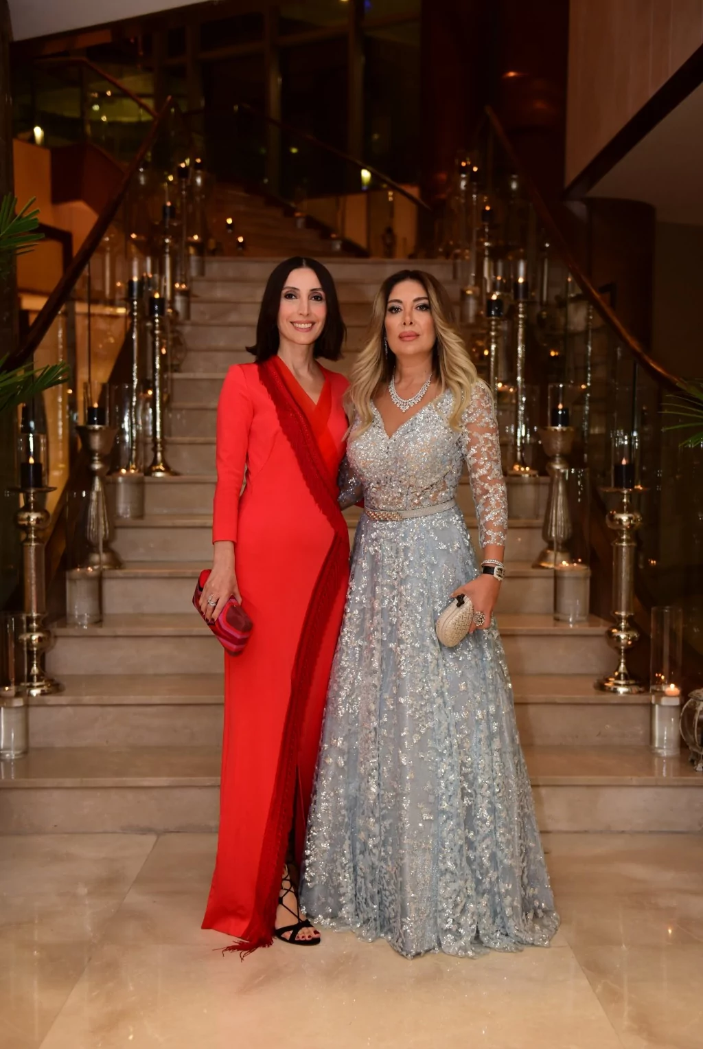 Ömürlük imzaları attılar