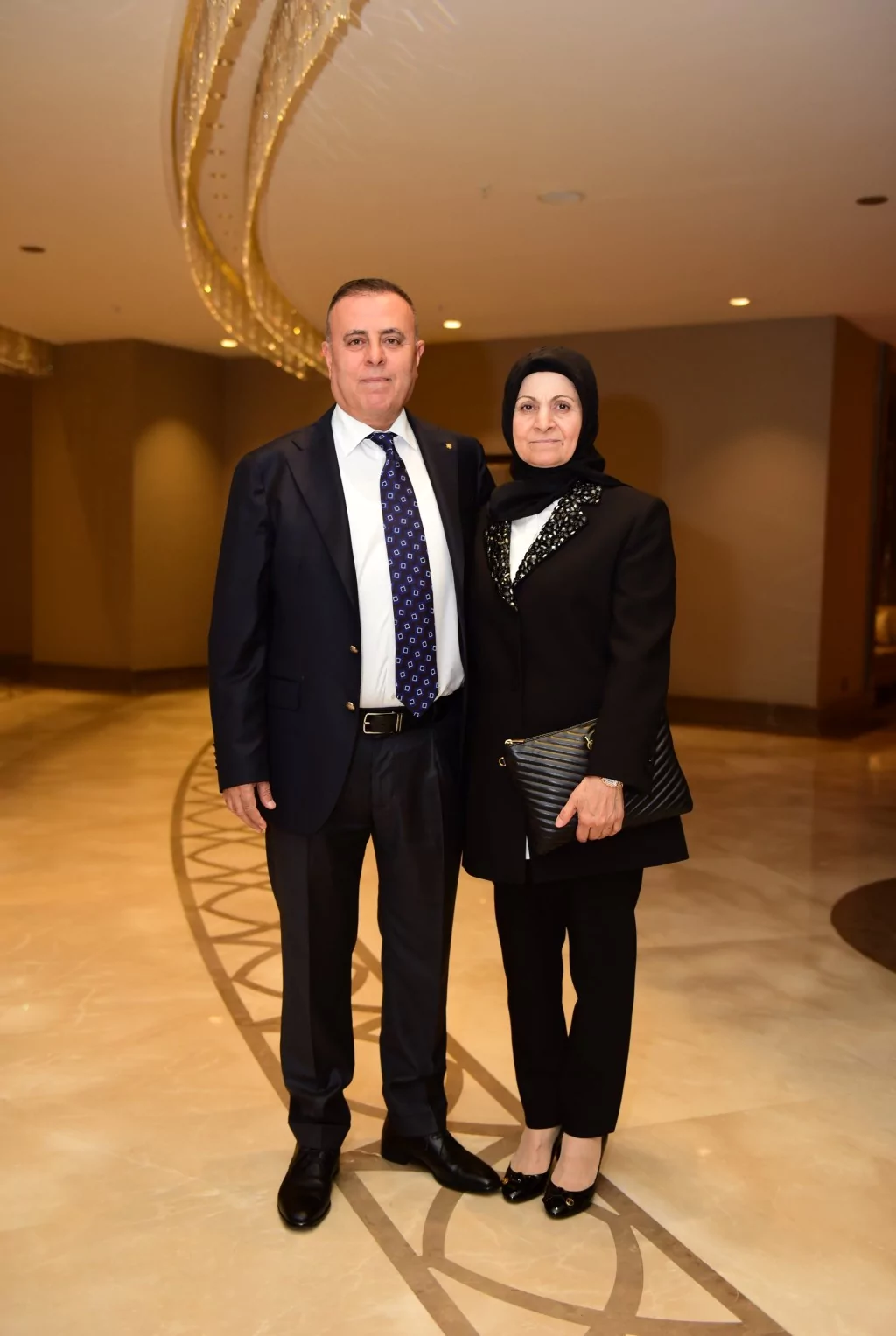 Ömürlük imzaları attılar