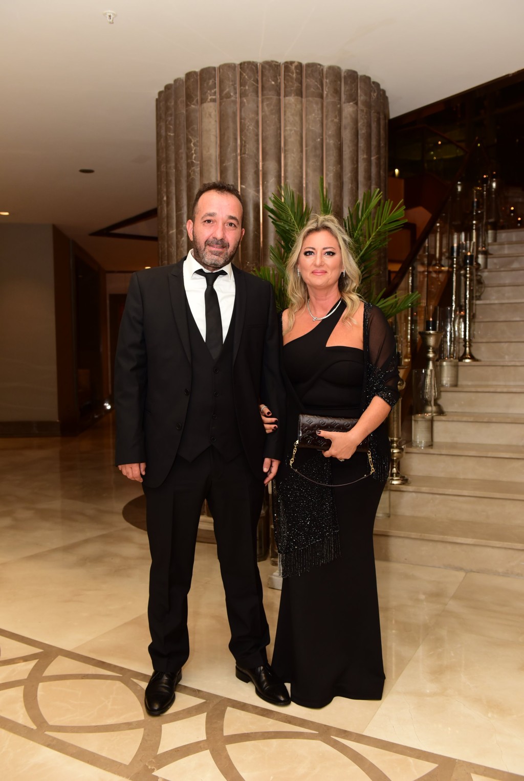 Ömürlük imzaları attılar