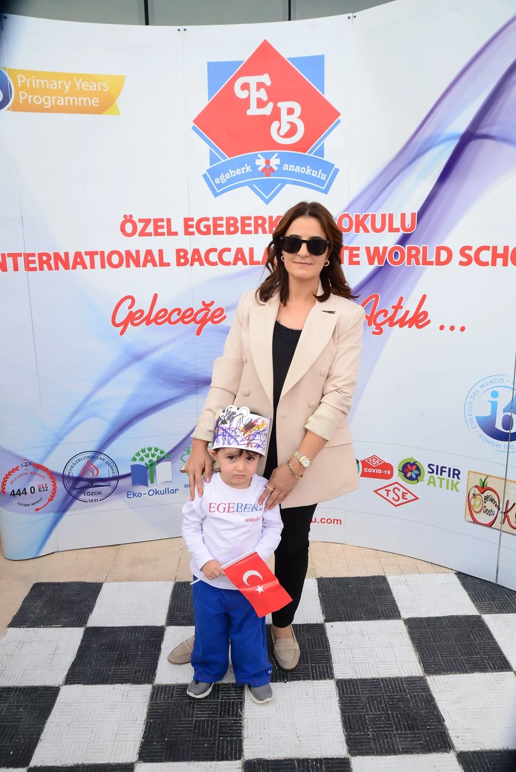 Minik yüreklerin 100. yıl coşkusu