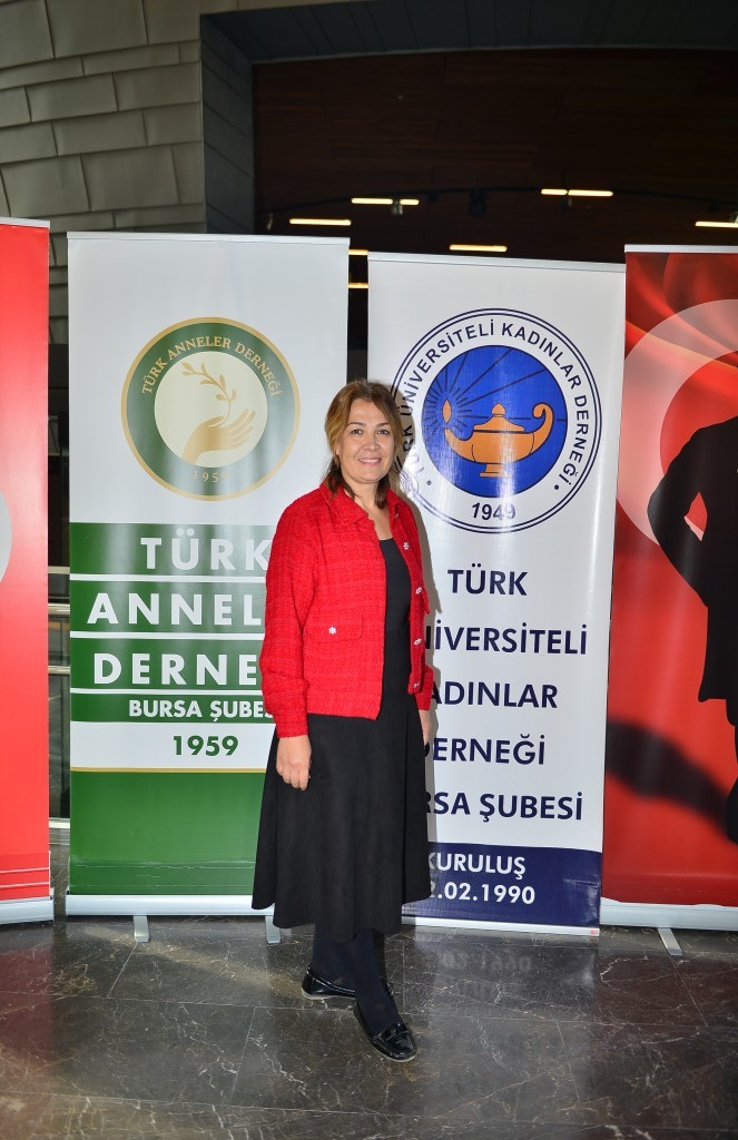 Cumhuriyet kadınlarından 100. yılda anlamlı buluşma