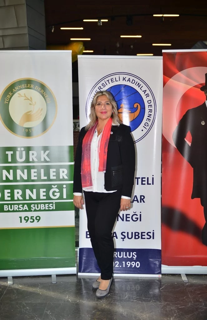 Cumhuriyet kadınlarından 100. yılda anlamlı buluşma