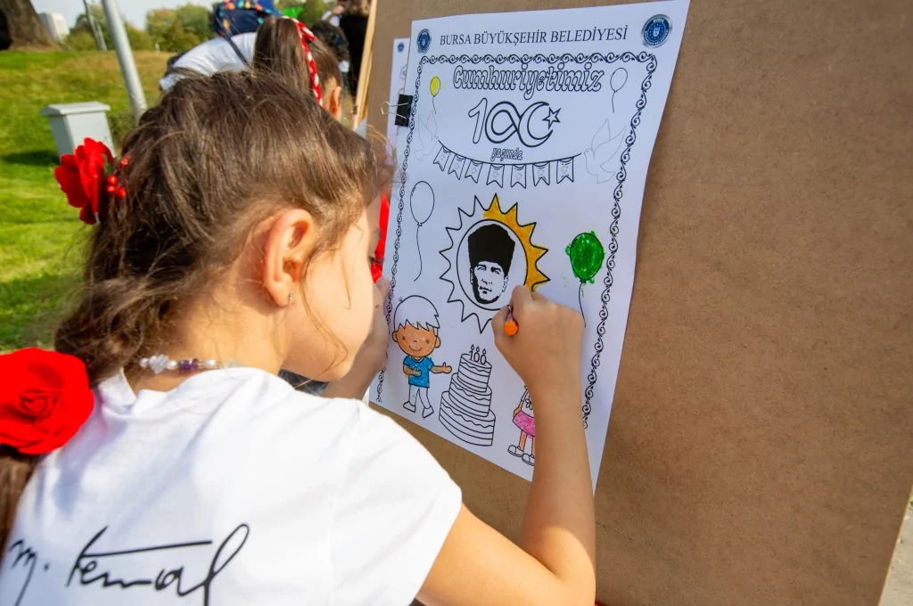 Cumhuriyet'in küçük ressamları