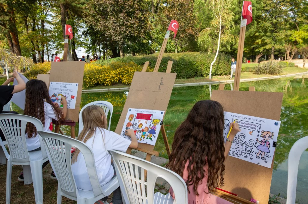 Cumhuriyet'in küçük ressamları