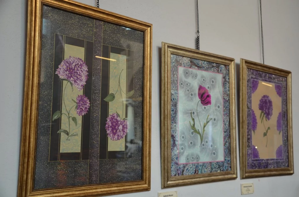 Sanatseverler 'Çeşm-i Cihan Ebru Sergisi'ne buluştu