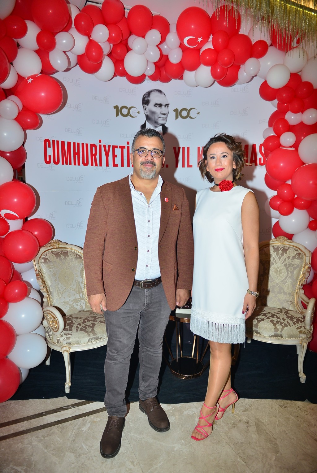 100. yıla Deluxe kutlama