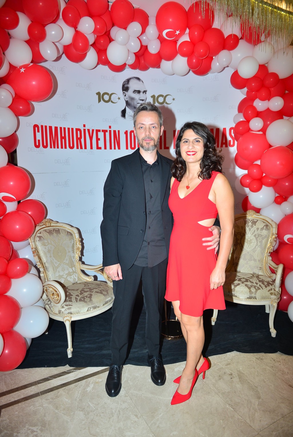 100. yıla Deluxe kutlama