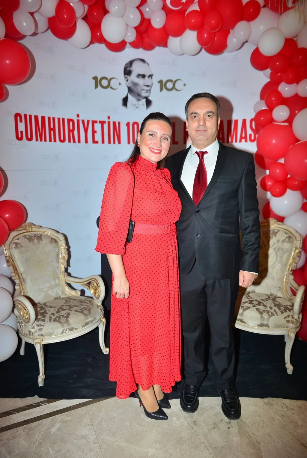 100. yıla Deluxe kutlama