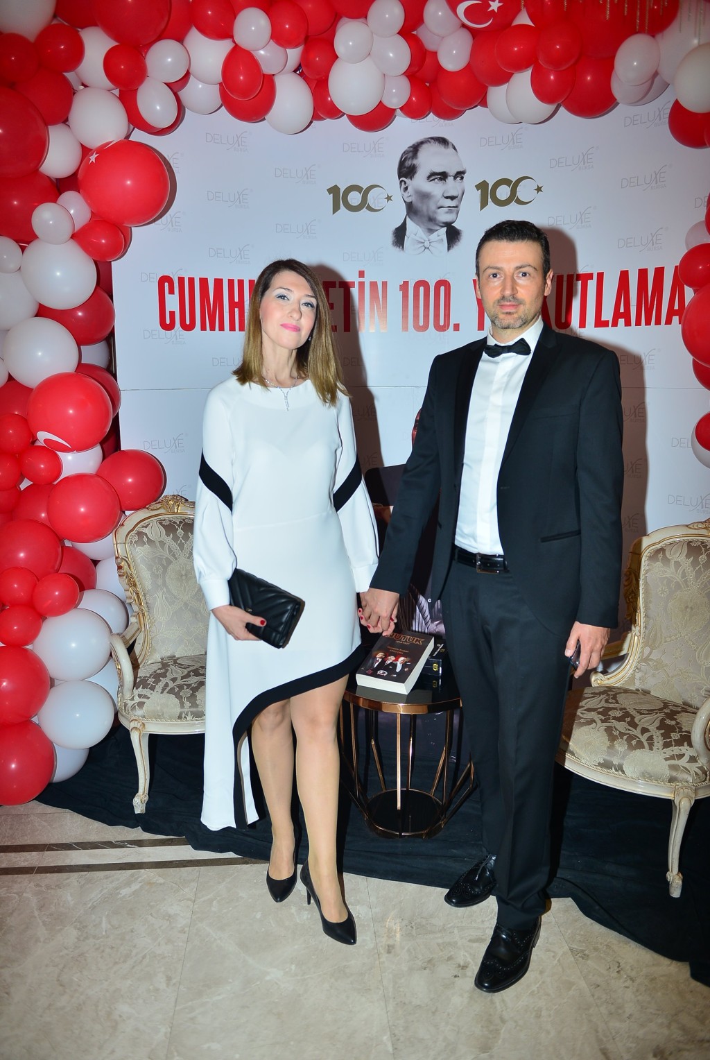 100. yıla Deluxe kutlama