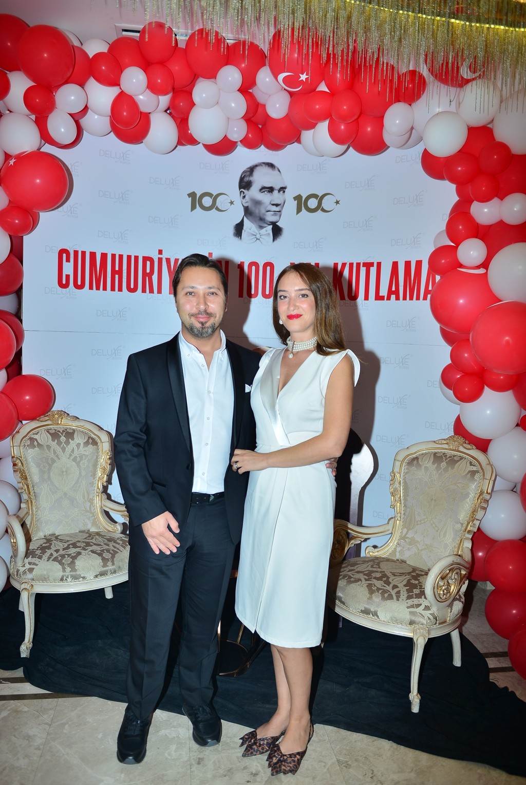 100. yıla Deluxe kutlama